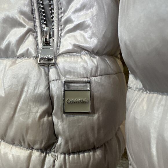 Calvin Kline Women’s M Medium Packable Lightweight Premium Down Jacket - Picture 5 of 6